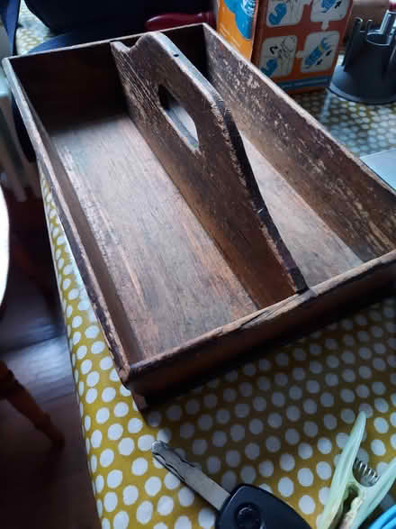 Photo of free Old knife box (WR14 Malvern Link) #1
