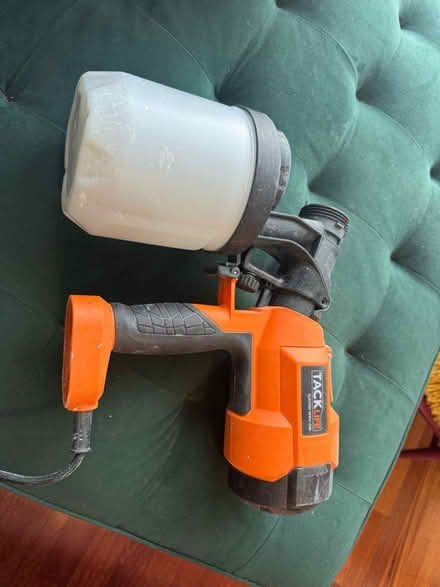 Photo of free Spray painter (Windsor SL4) #1