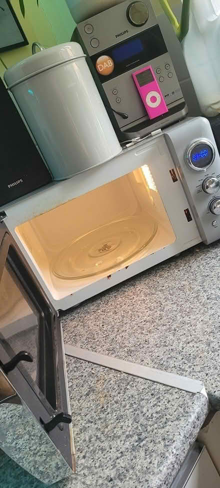 Photo of free Grey retro Swan microwave (Edmonton N9) #1
