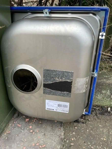 Photo of free Nearly new kitchen sink (Comely bank EH4) #4