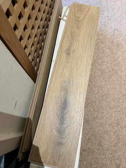 Photo of free herringbone laminate flooring (OX14) #3