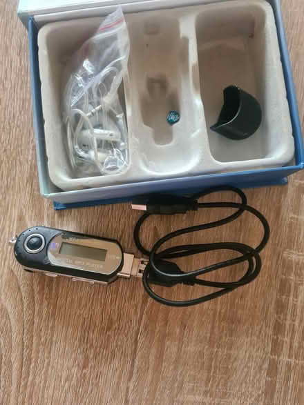 Photo of free Digital MP3 player (Bognor) #2