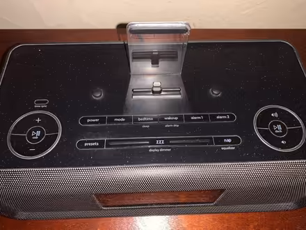 Photo of free Clock-radio-alarm-lightning charger (East Nob Hill) #2