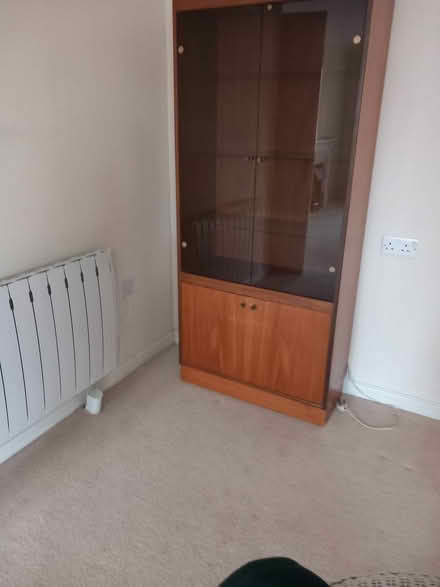 Photo of free Glassfronted display cabinet (centre Banbury OX16) #1