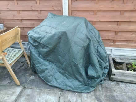 Photo of free BBQ with cover (Streatham Hill SW2) #3