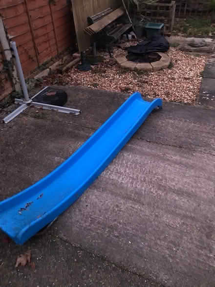 Photo of free Long kids slide (Tilehurst) #3