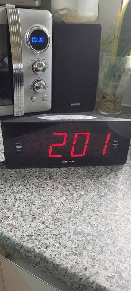 Photo of free Radio alarm clock (Edmonton N9) #1