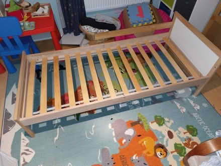 Photo of free Toddler bed and mattress (Stonesfield OX29) #1