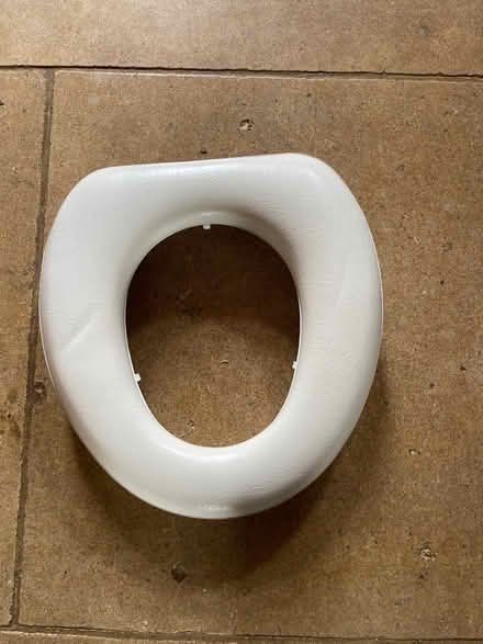 Photo of free Toilet seat insert (South Leigh OX29) #1