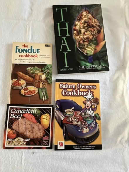 Photo of free cookbooks (Centrepointe) #1