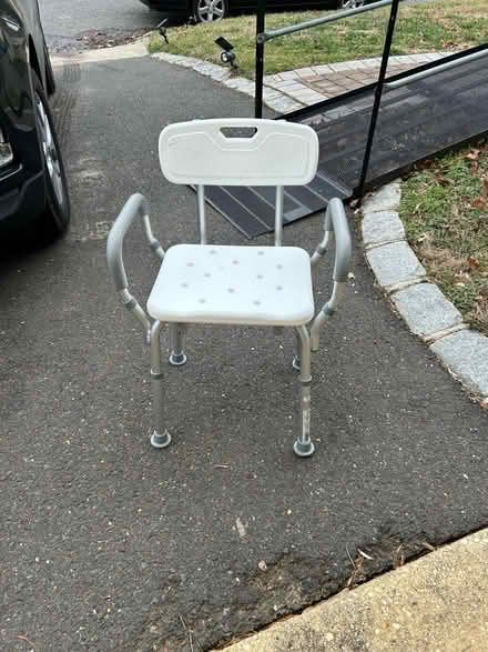 Photo of free Shower Chair (Never Used) (Middletown, NJ) #1