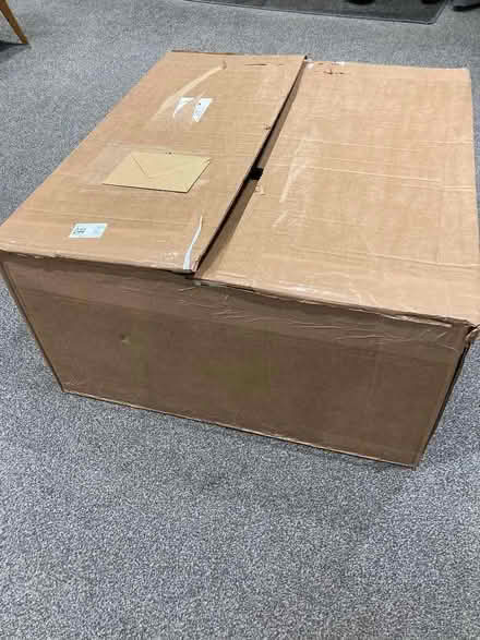 Photo of free Large cardboard box (Woodley RG5) #4