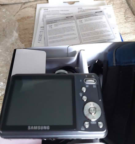 Photo of free samsung digital camera (Broadsone BH18) #3