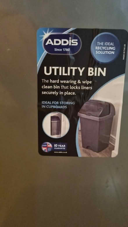 Photo of free Small flip top waste bin (GU11) #2