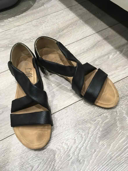 Photo of free Size 6 black sandals (Highgate N6) #1