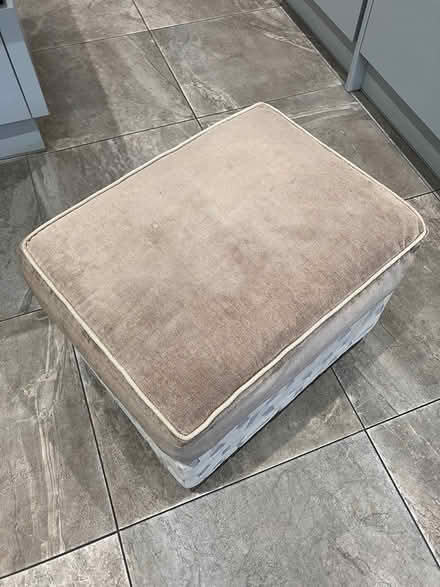Photo of free Large footstool (Victoria Park/Brookfield Rd E9) #1