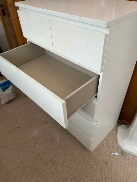 Photo of free IKEA malm chest of drawers (Reading University RG6) #2