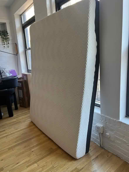 Photo of free Queen Mattress - Used less than 10x (Soho) #2