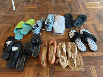 Photo of free Women’s shoes small medium sizes (Riverdale, Bronx, New York) #1