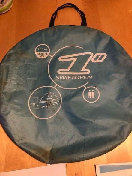 Photo of free Pop up beach tent (Merton park SW19) #3