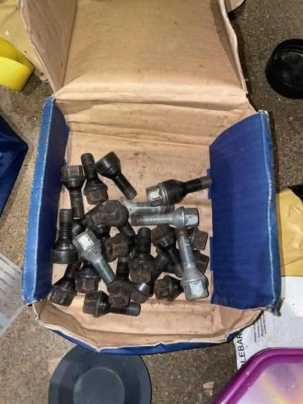 Photo of free Wheel bolts (Henley-on-Thames RG9) #1