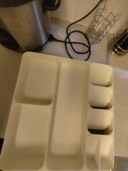 Photo of free Cutlery Organiser (Finsbury Park, North London) #1