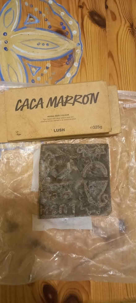 Photo of free Henna hair dye Marron, Brun and Caca from Lush (Ilsington TQ13) #1