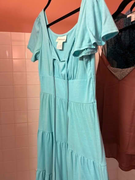 Photo of free Women’s tops 4 and 1 dress (Riverdale, Bronx, New York) #4