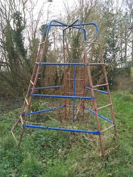 Photo of free Very old broken climbing frame (Radley) #2