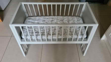 Photo of free Baby crib (RH1) #2