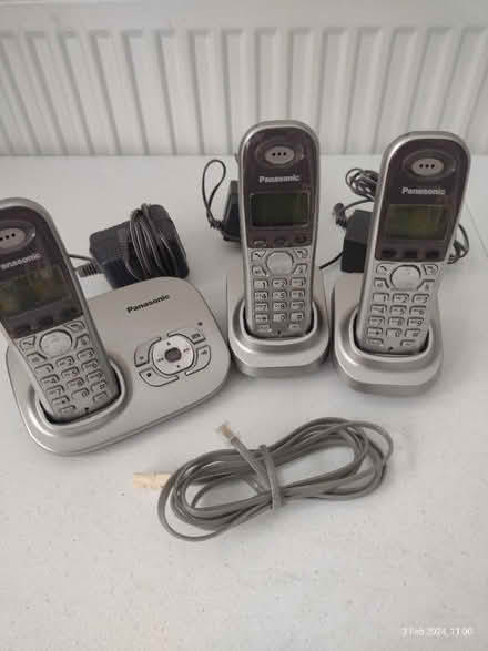 Photo of free Wireless landlineTelephones (Guildford GU3) #1