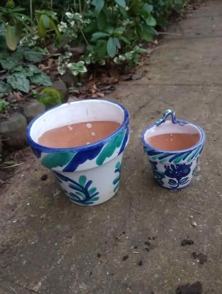 Photo of free Two terracotta pots (Stoughton GU2) #1