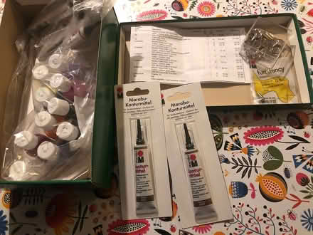 Photo of free silk painting complete set (Upton on Severn WR8) #1