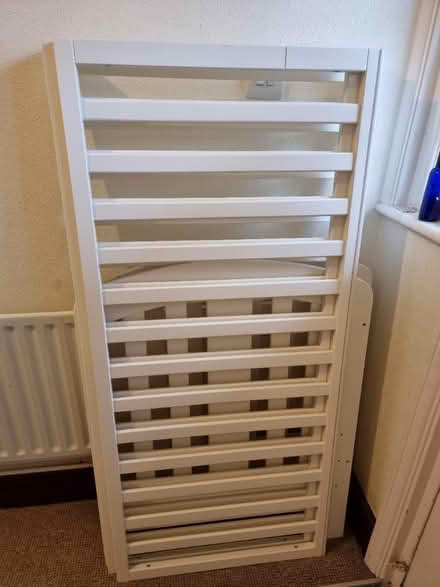 Photo of free Baby/toddler cot bed (Croydon) #3