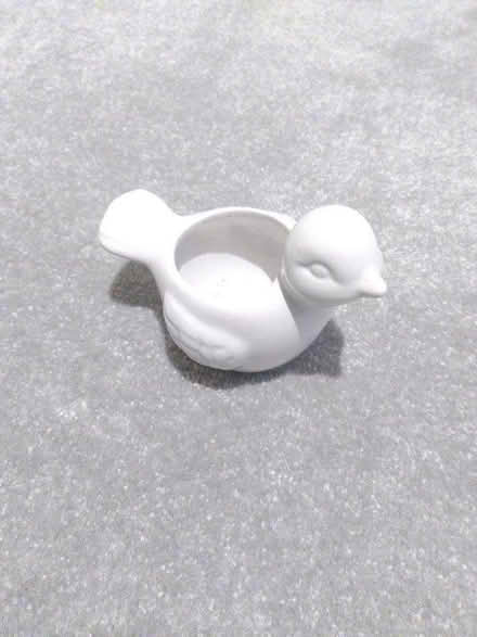Photo of free Bird plant pot (GU12 Ash Green) #2