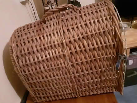 Photo of free Cat basket (Thrupp GL5) #1