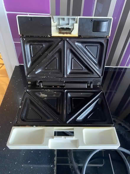 Photo of free 2xMorphy Richards Sandwich Toasters (Galleywood CM2) #3