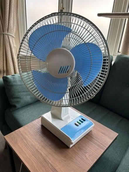 Photo of free Desk fan (Welling DA7) #1