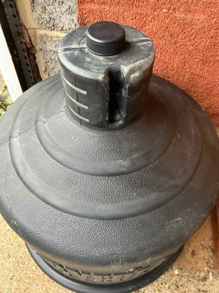 Photo of free Everlast punch bag (Heronsgate end of Chorleywood) #2
