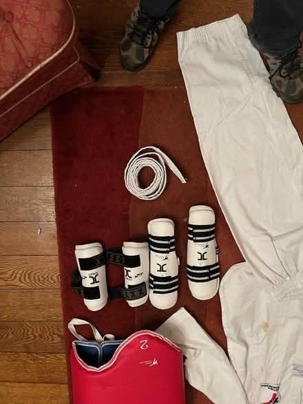 Photo of free Beginner Taekwondo kit child-teen size (Brighouse HD6) #1
