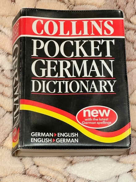 Photo of free German English German Dictionary (Amersham) #1