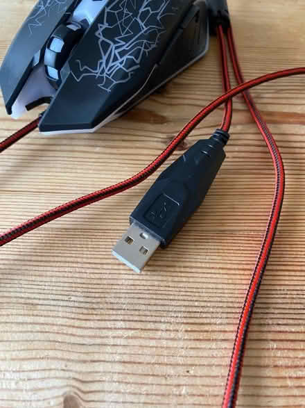 Photo of free USB wired mouse (Potters Bar EN6) #2