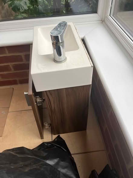Photo of free Small cloakroom sink (woking) #3
