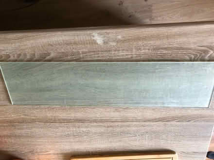 Photo of free 5 glass shelves with brackets (HP22 Wendover) #4