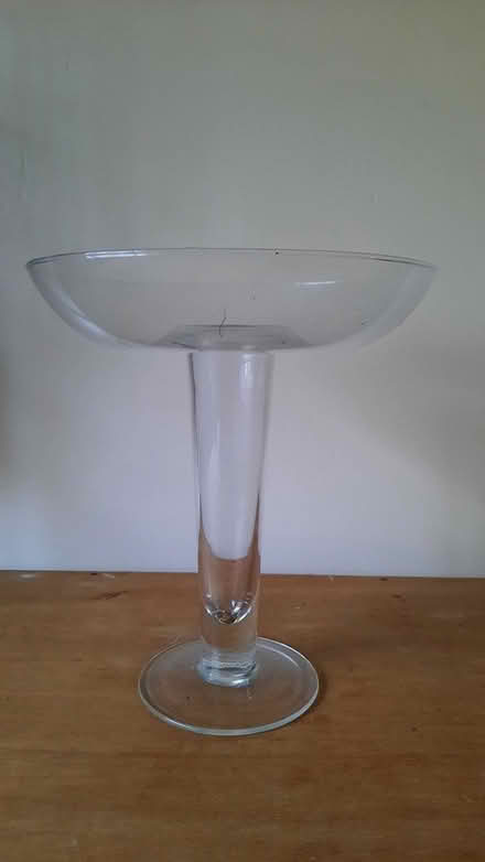 Photo of free Candle holders & vases (Close to Wrexham Centre) #4