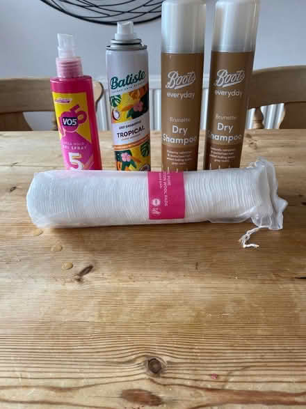 Photo of free Dry shampoo and make up remover pads (Potters Bar EN6) #1