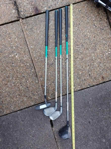 Photo of free Junior Golf Clubs and Stand bag (Kempshott, Basingstoke) #4
