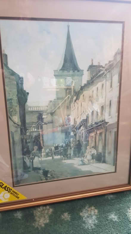 Photo of free Selection of picture frames (CT18) #3