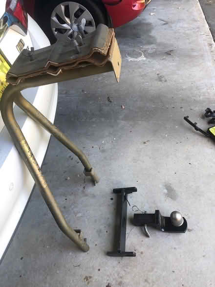 Photo of free Recliner chair, towing mirror, rack (Lisarow) #2