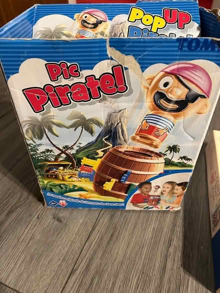 Photo of free Puzzle bundle and pop up pirate (WA14) #2